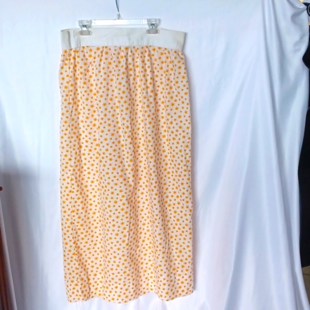 Vintage handmade maxi full skirt cotton cream w/daisies print bohemian unique M